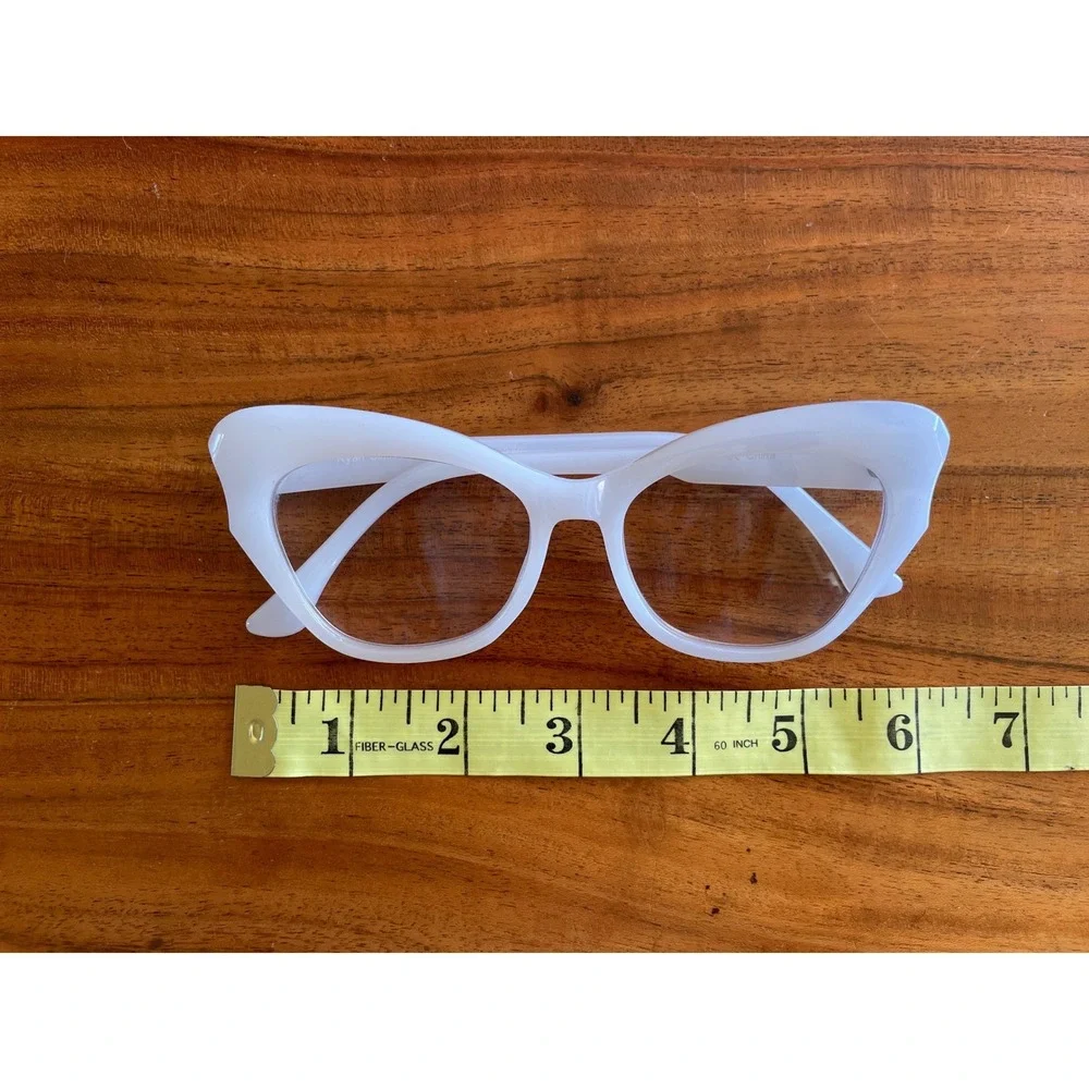 Ryan Simkhai Eyeshop White Cat Eye Reading Glasses +2.50 R-7072-C3-BLB